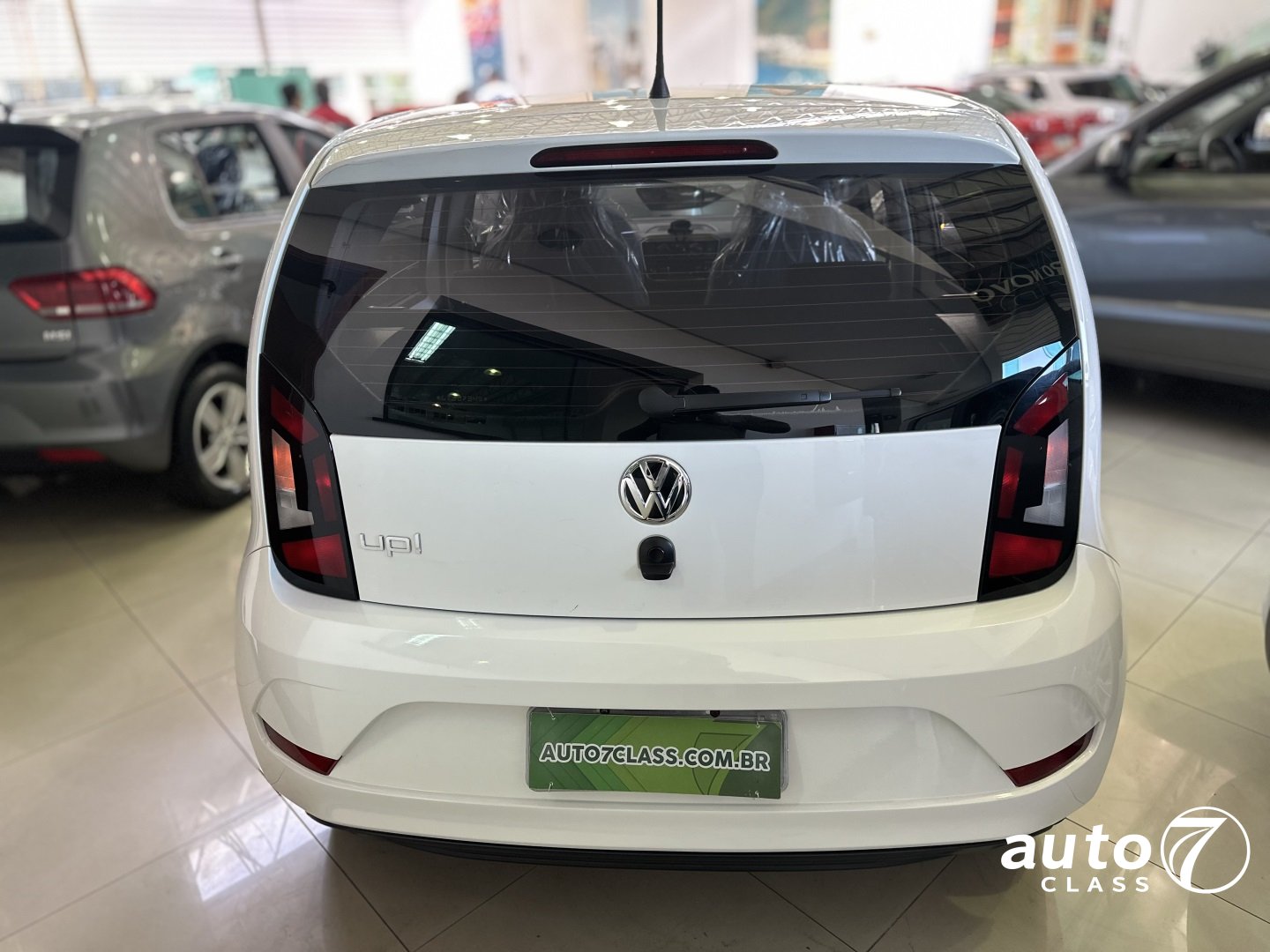 VOLKSWAGEN UP - Foto 17