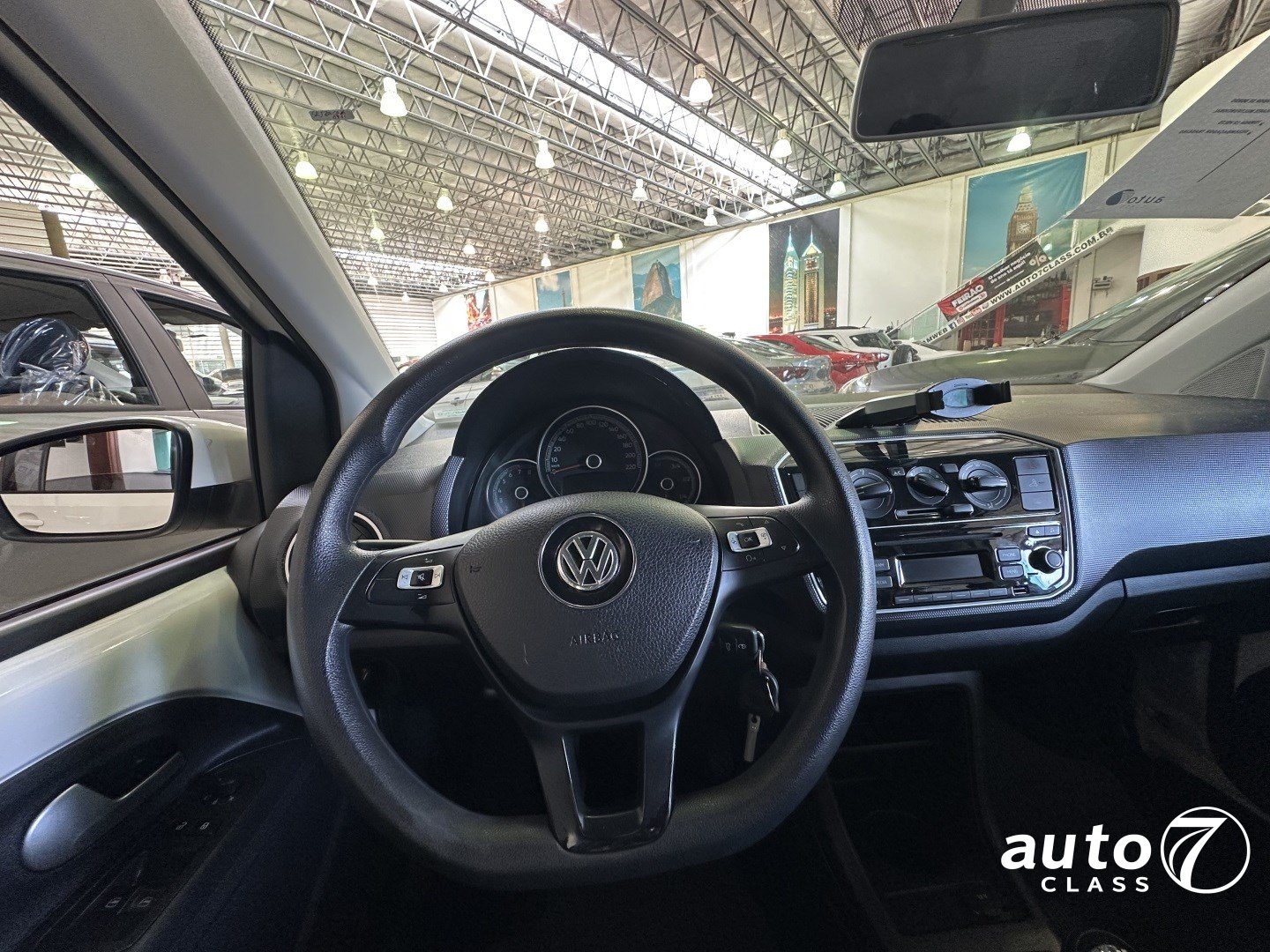 VOLKSWAGEN UP - Foto 13
