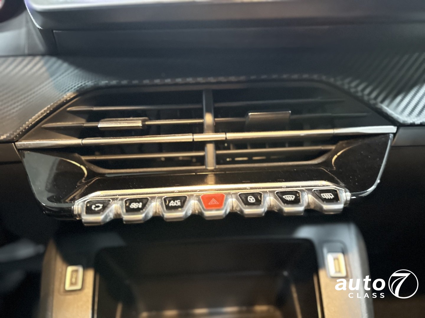 PEUGEOT 208 - Foto 12