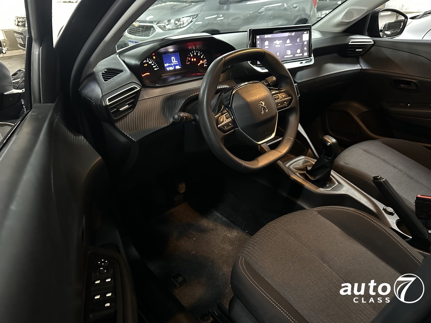 PEUGEOT 208 - Foto 4