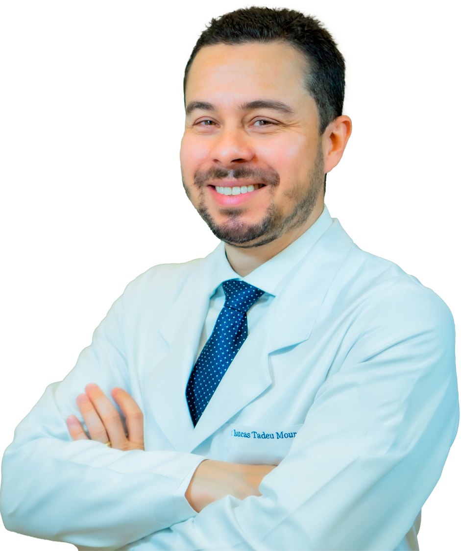 Dr. Lucas Moura sorrindo